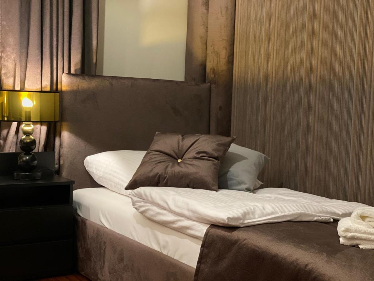 Family & Business Sauna Apartments Klonowa Nad Zalewem, Unikat Spa Kielce Eksteriør billede