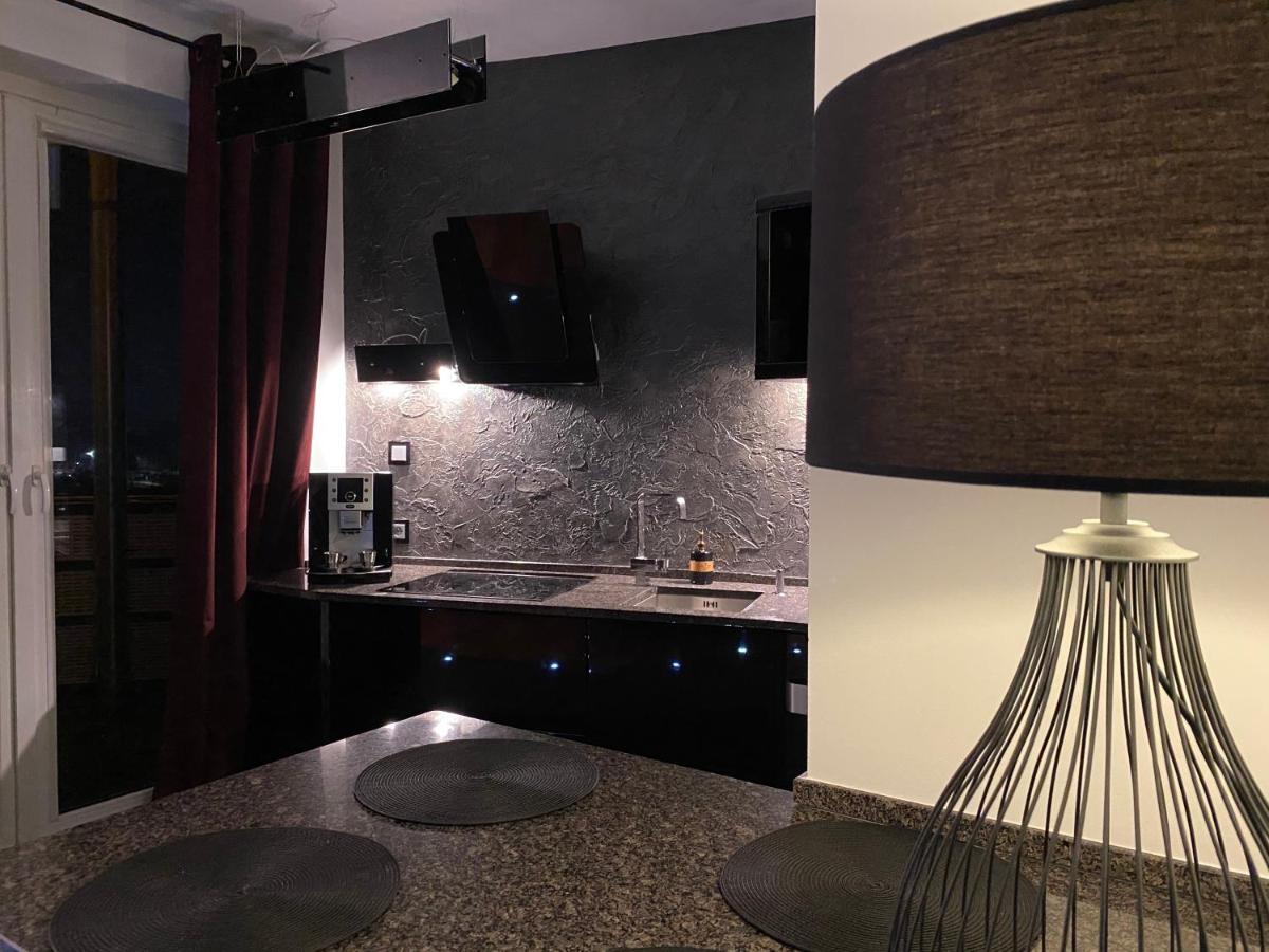 Family & Business Sauna Apartments Klonowa Nad Zalewem, Unikat Spa Kielce Eksteriør billede