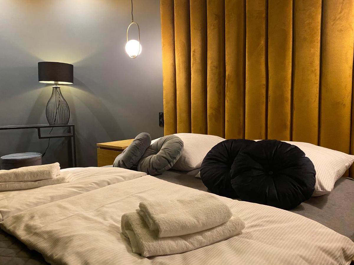 Family & Business Sauna Apartments Klonowa Nad Zalewem, Unikat Spa Kielce Eksteriør billede